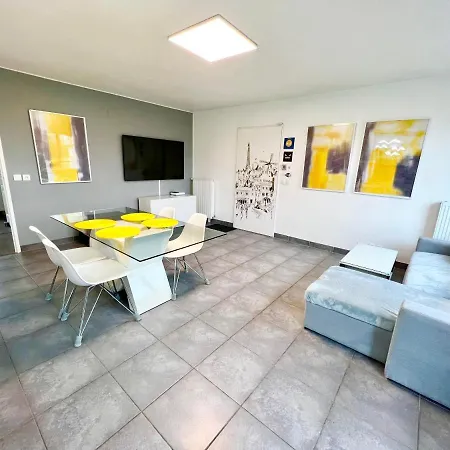 Modern Paris Disneyland Apartment Disneyland Paris