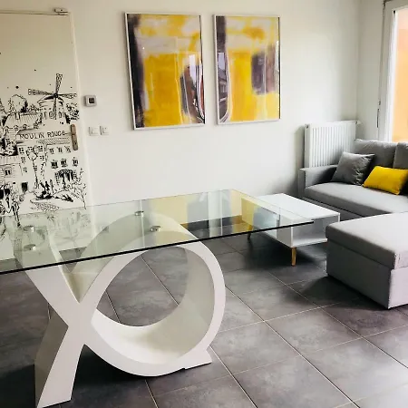 Apartment Modern Paris Disneyland